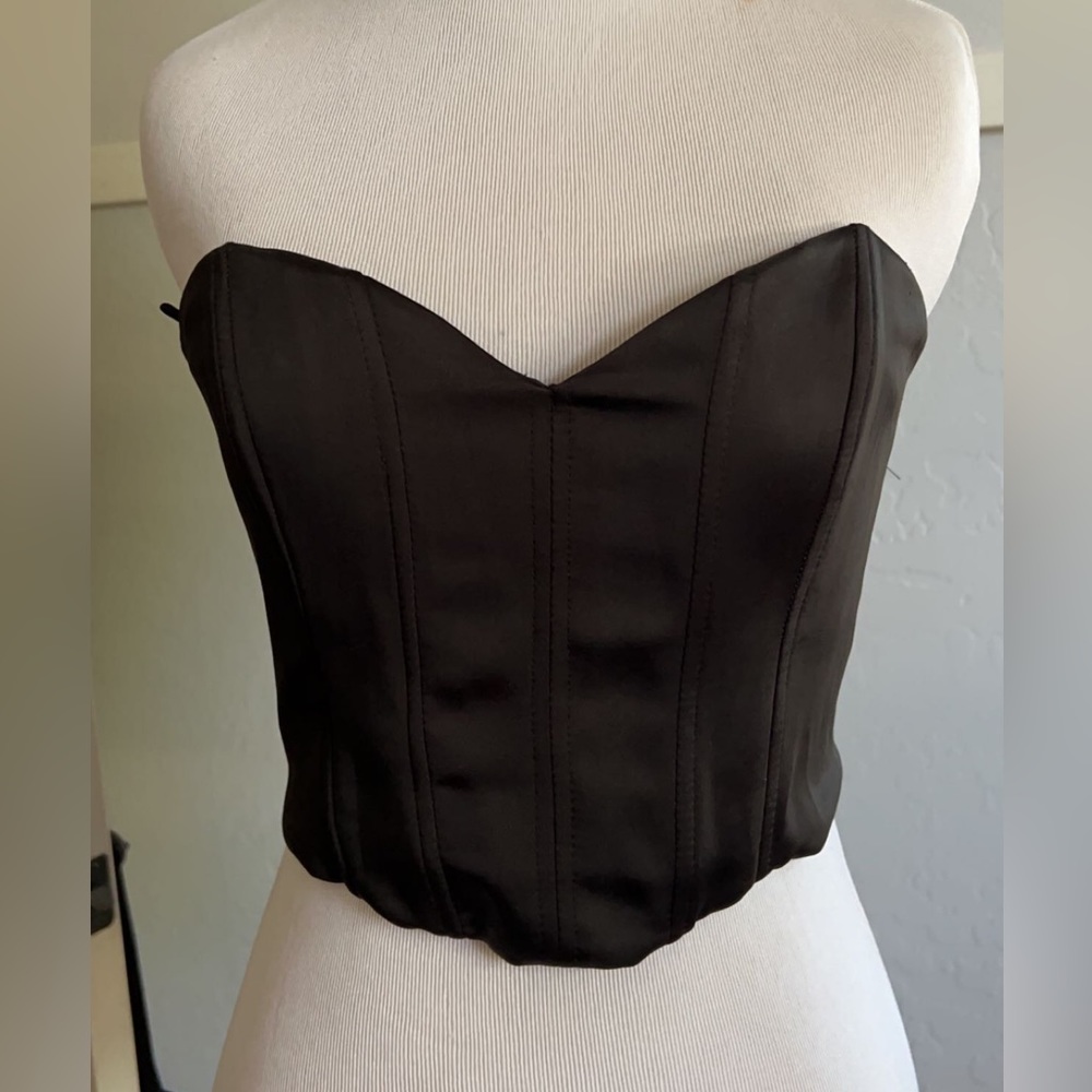 Zara never worn medium strapless top